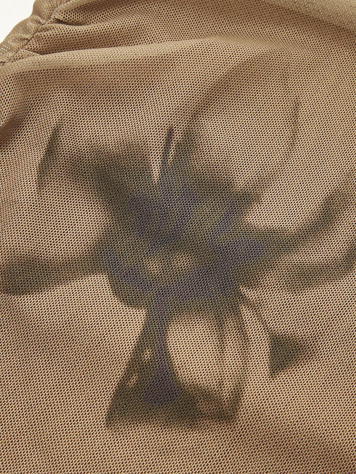 Batik Desenli Çiçek Motifli File Tişört