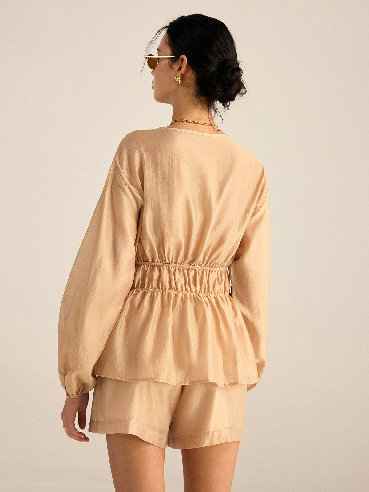 Tencel Kumaştan Bağlamalı Bel Detaylı Bluz Ve Şort Takımı