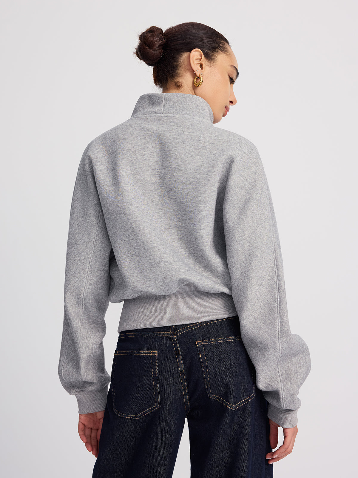 Yarım Fermuarlı Oversize Kısa Kesimli Sweatshirt