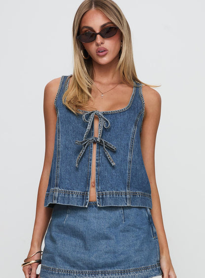 Stefenie Orta Yıkama Denim Üst