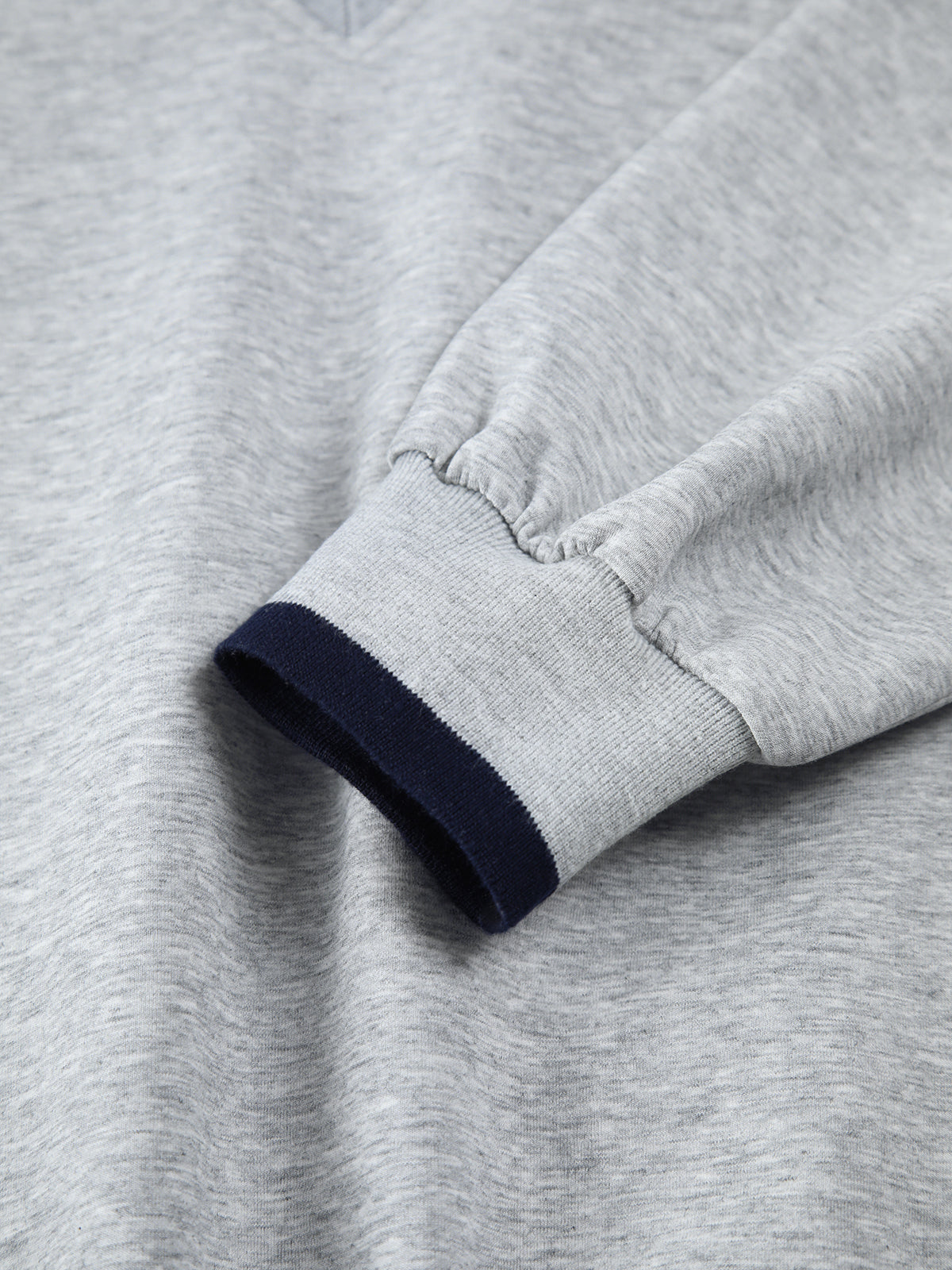 Kontrast Detaylı Büyük Beden Sweatshirt