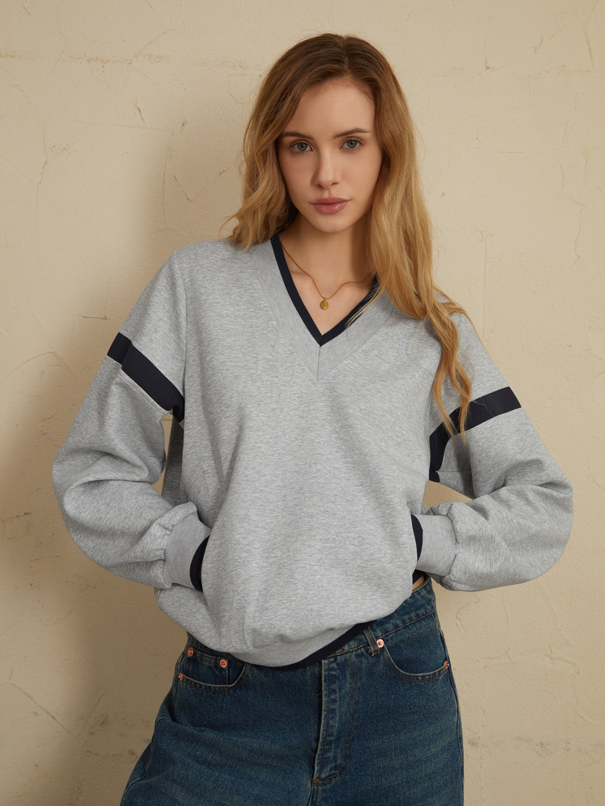 Kontrast Detaylı Büyük Beden Sweatshirt