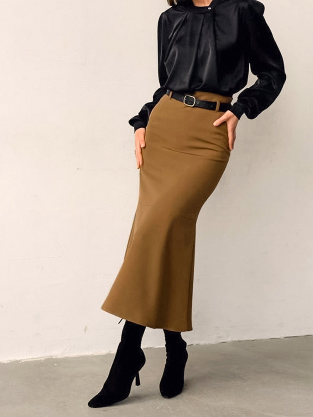 Kemersiz Minimalist Düz Maxi Etek