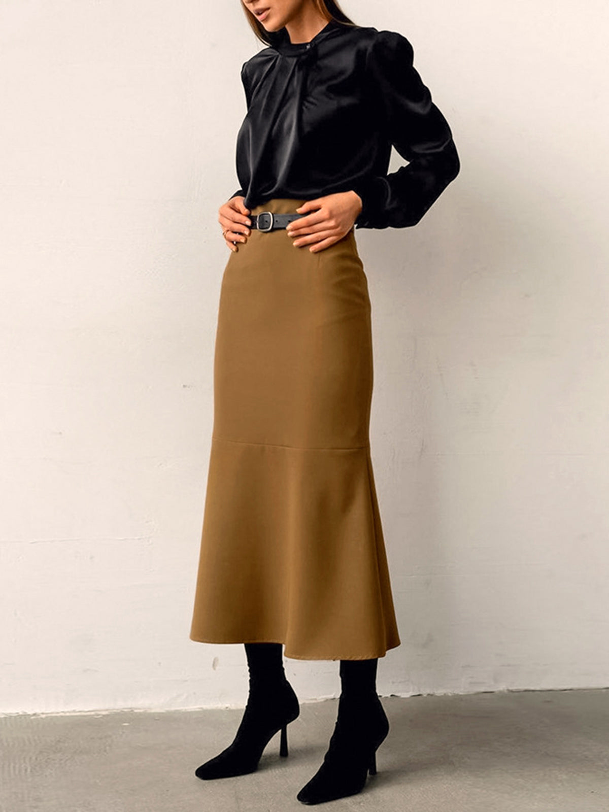 Kemersiz Minimalist Düz Maxi Etek