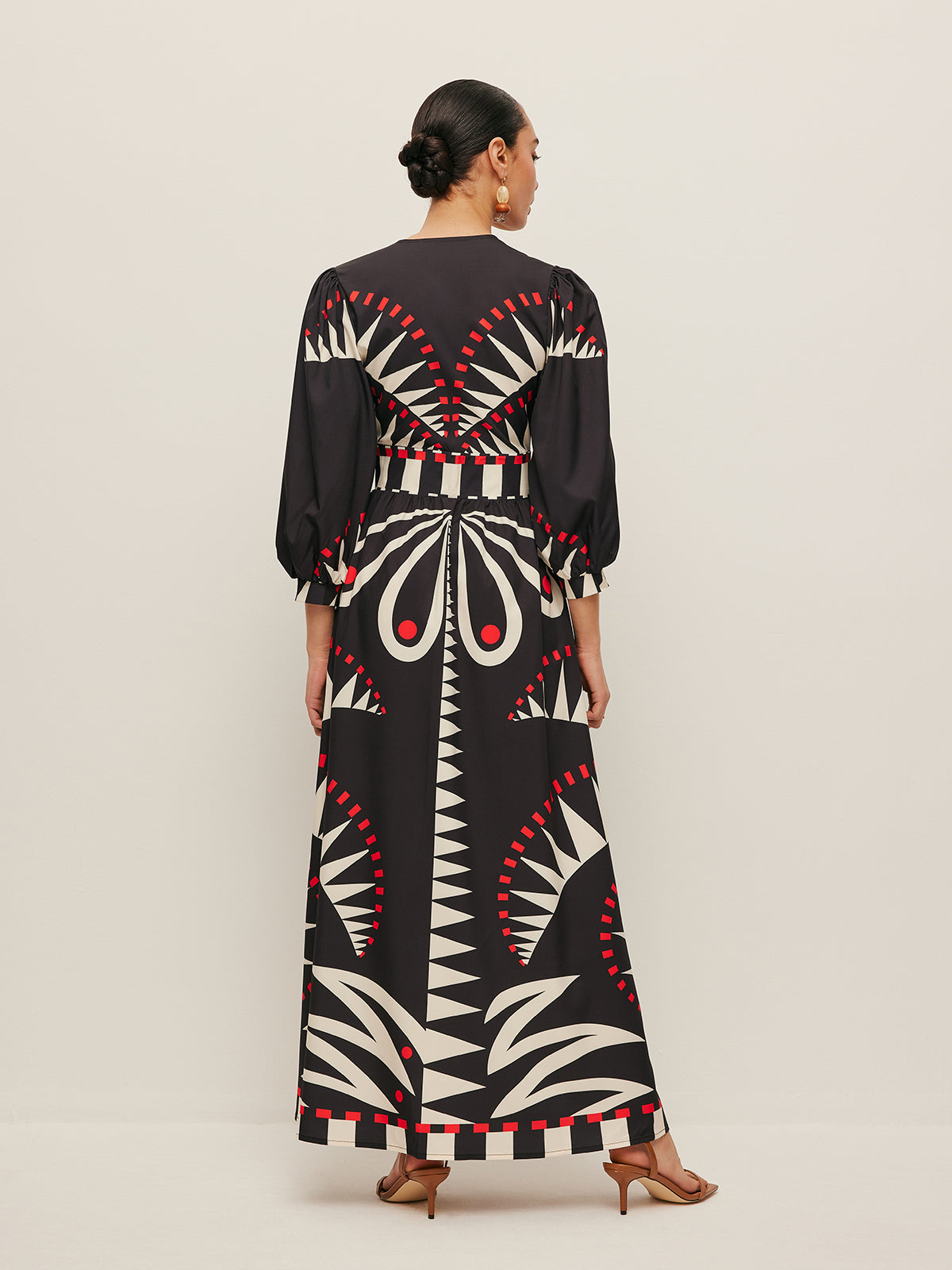 Boho Desenli V Yaka Yırtmaçlı Elbise