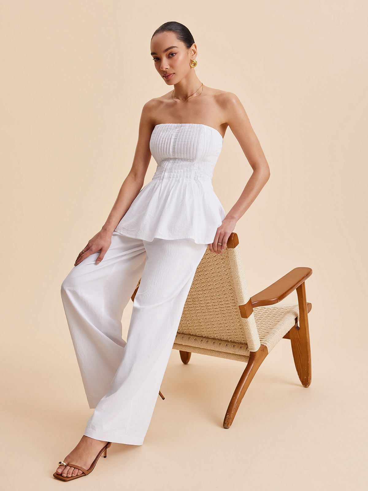 Pamuklu Pileli Askısız Peplum Bluz
