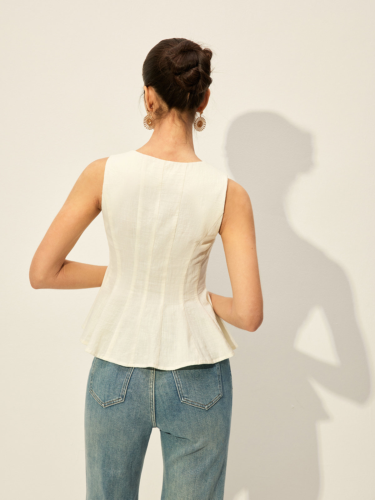 Kare Yakalı, Düğmeli, Peplum Detaylı Bluz
