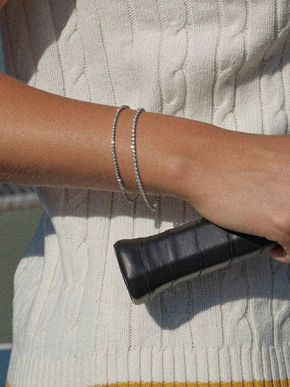 Çok Çeşitli Kristal Süslemeli Bileklik