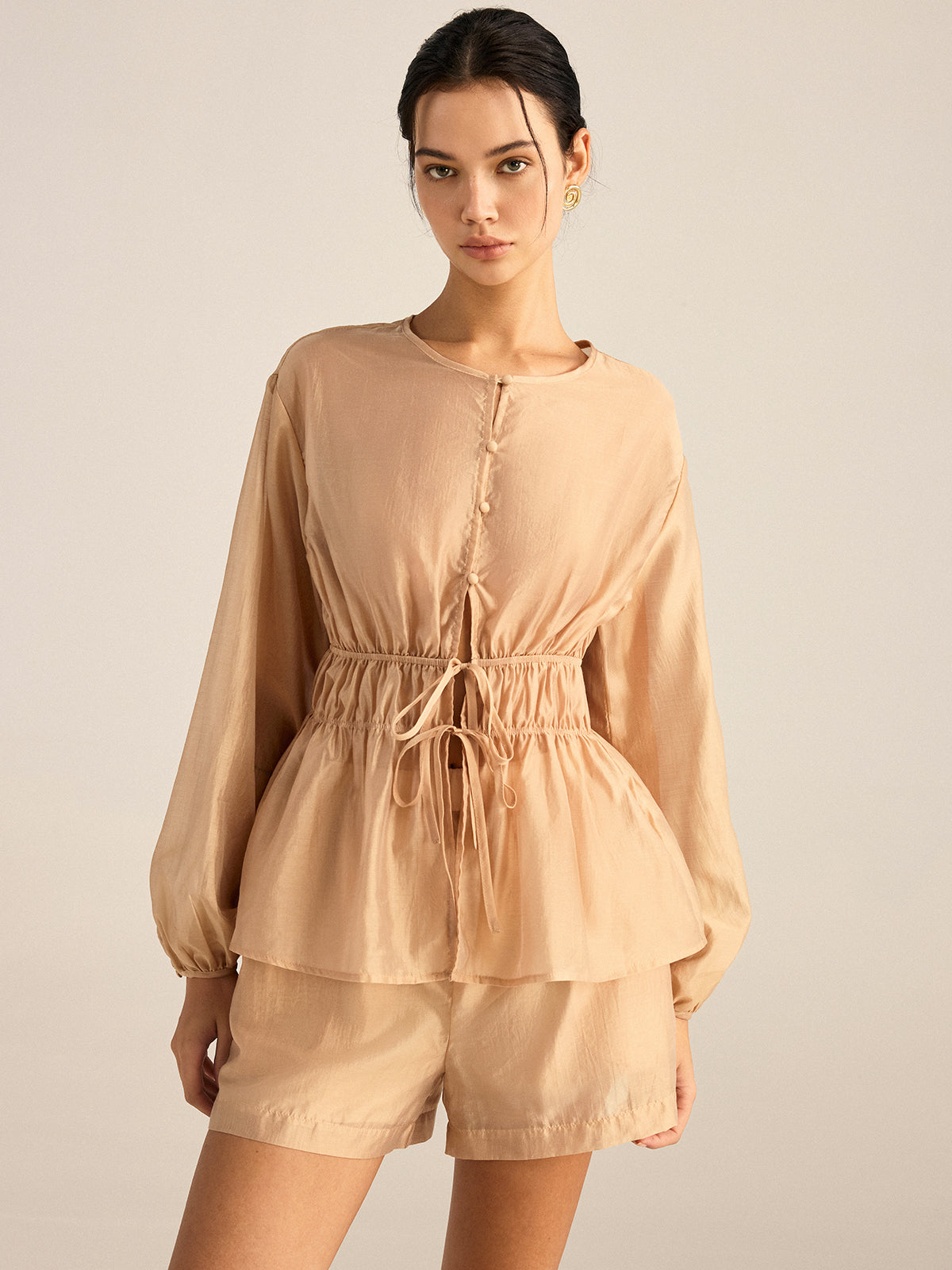 Tencel Kumaştan Bağlamalı Bel Detaylı Bluz Ve Şort Takımı