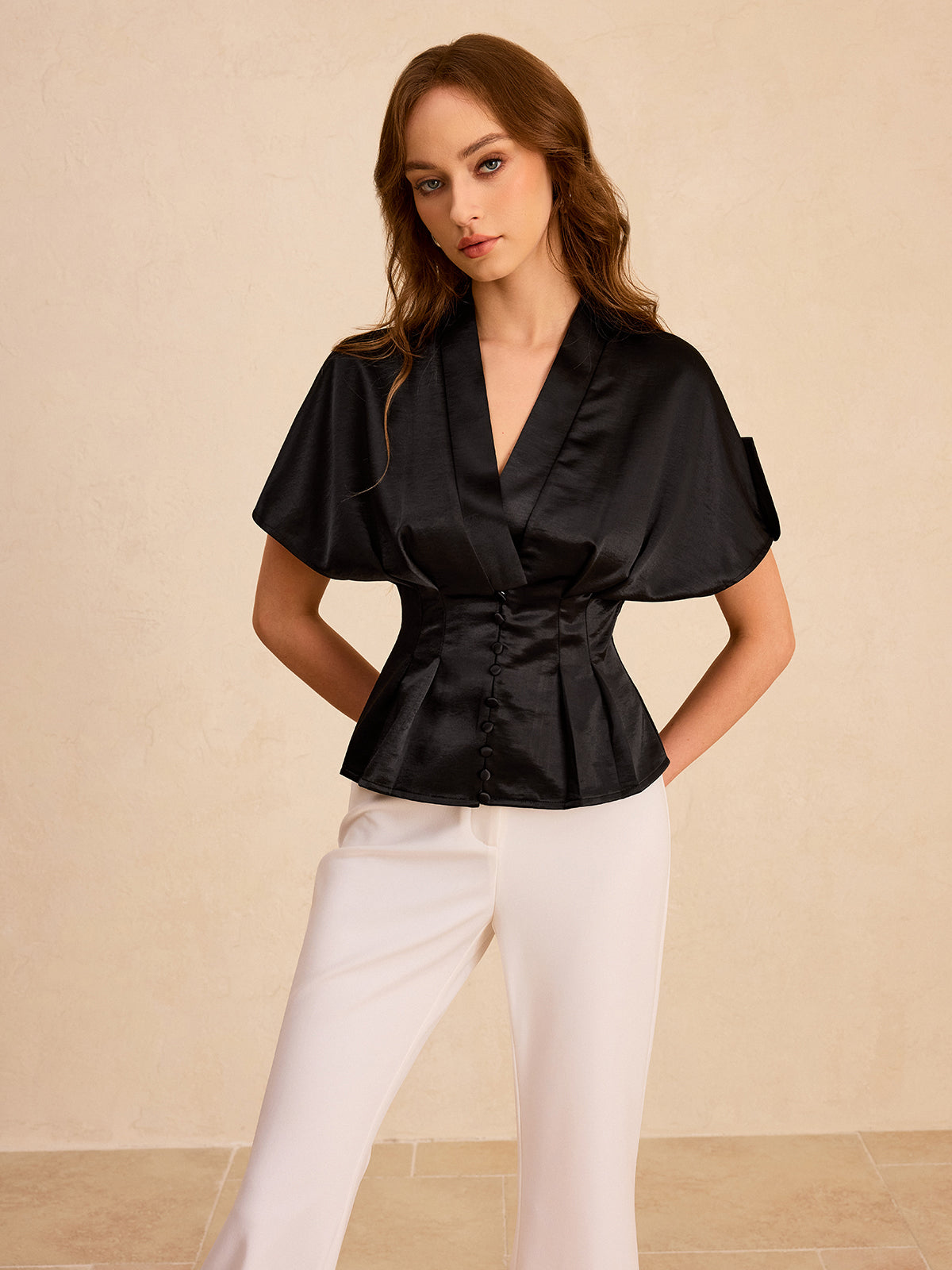 Saten Pileli Düğmeli Peplum Bluz