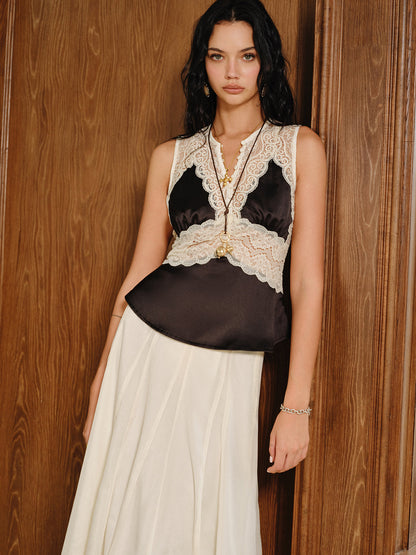 Dantel Detaylı Saten Peplum Bluz
