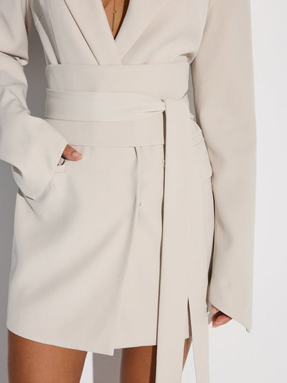 Çift Düğmeli Kemerli Blazer Elbise