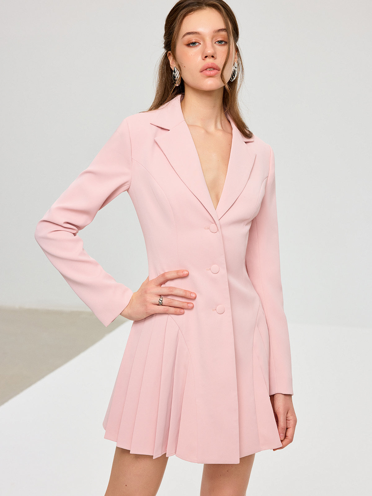 Pileli Vücuda Oturan Blazer Elbise