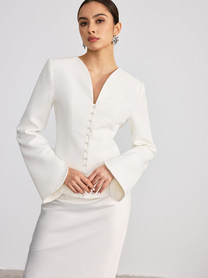 Önü Düğmeli, Geniş Paçalı, Vücuda Oturan Blazer Ceket.
