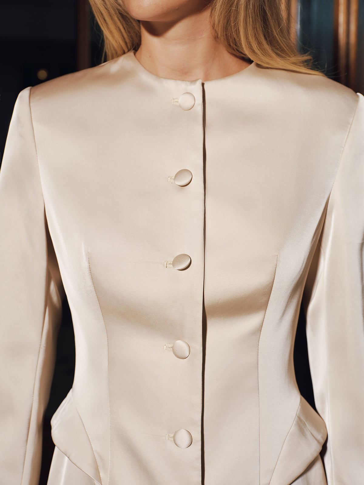 Önü Düğmeli Saten Mini Blazer Elbise