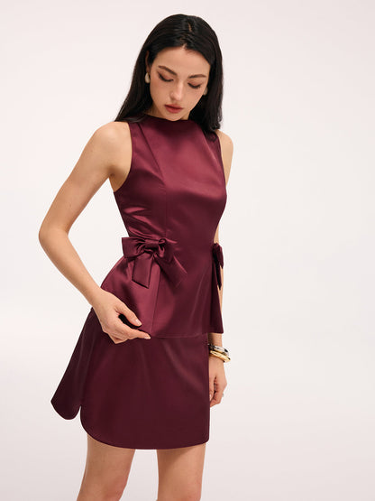 Kolsuz Fiyonklu Peplum Bluz Ve Mini Etek Takımı
