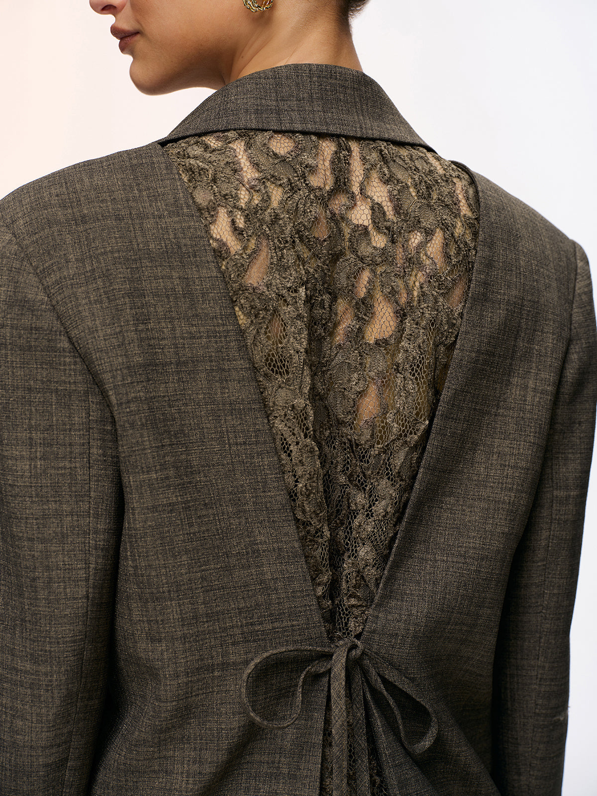 Dantelli Sırt Bağlama Detaylı Blazer Ceket